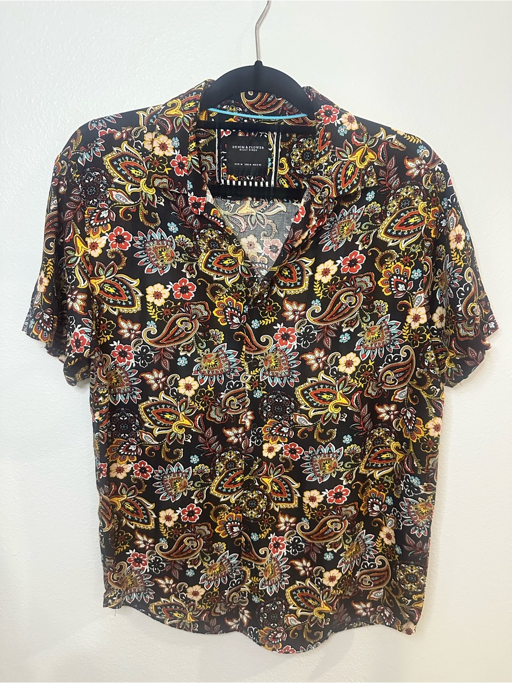 Denim & Flower Black Short-Sleeve Paisley Floral Button-Up Shirt